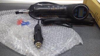 Digitální kompresor pro nafukování pneu atd. - 12V - 7