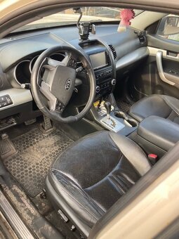 Kia Sorento 2.2crdi,145kW r.v.2010 - 7
