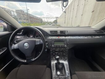 VW Passat B6 - 7
