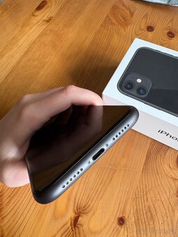 Iphone 11, 128GB, Černý - 7