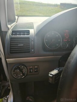 VW Touran 2.0tdi - 7