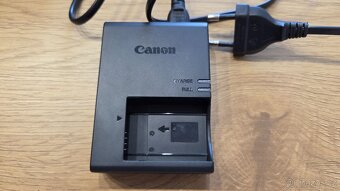 Canon EOS R100 + RF-S 18-45mm IS STM - 7