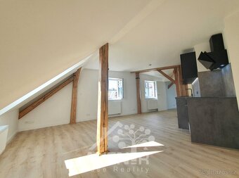 Prodej podkrovního bytu 1+kk, 61 m2, Jablonec n.N., Anenské - 7