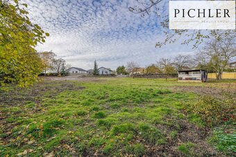 Prodej stavebního pozemku 696 m² - 7