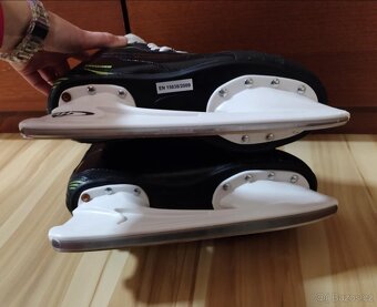 Pánské chlapecké lední brusle Crowned Titan 41 stélka 26cm - 7