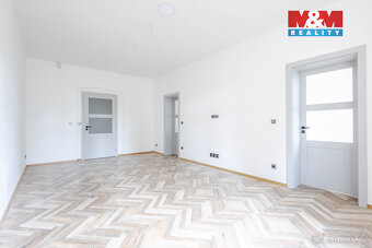 Pronájem bytu 4+1 v Zákupech, ul. Borská - 7