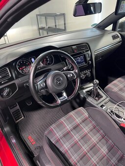 VW Golf GTI - 7