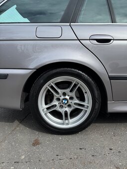 BMW E39 540i - 7