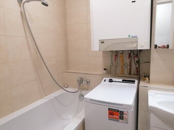 LUXUSNÍ PRONÁJEM 2+1 PO KOMPLETNÍ REKONSTRUKCI - 7