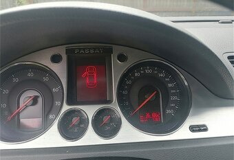 Prodám VW Passat Variant 3.2 B6 3.2Fsi 184kW - 7