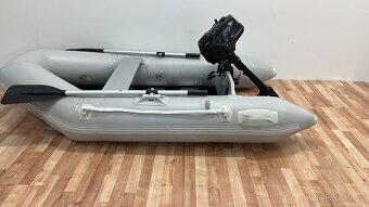 Nafukovací člun s motorem – kompletní sada - 7