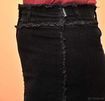 Dlouhá černá manžestrová elastická maxisukně vel.L - 7