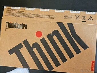 Lenovo ThinkCentre M75q Ryzen 7 Pro 8700GE - 7
