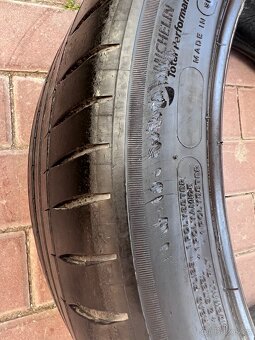 Michelin Pilot Sport 4. 225/45/17 91V - 7