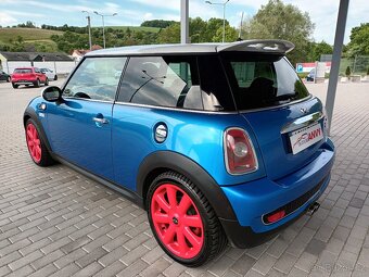 Mini Cooper S 1,6 i,128kw,R56,AUT,XENON,PANO - 7