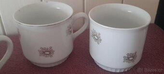 SET 4 KS VINTAGE KERAMICKÝCH HRNKŮ -ČESKOSLOVENSKÁ VÝROBA DE - 7