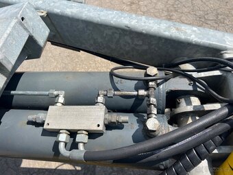 Prodám traktorový kontejnerový přívěs Cargo Hook 9,5T.TR - 7