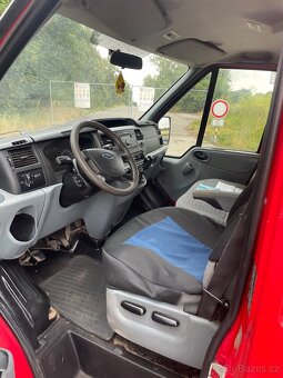 Ford transit 2.2 - 7