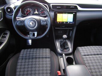 MG ZS 1,5 DVVT 78 kW Essential - 7