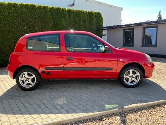 Renault Clio 1.2i rok 2007 43kW - 7