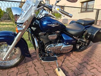 Suzuki C 800 VL 800 Intruder - 7