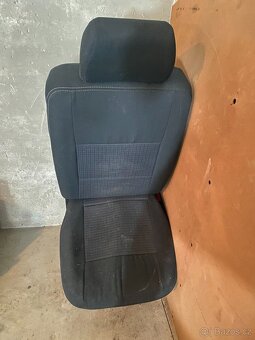 Originál sedadlo VW T5 Long druhá řada, sklápěcí, sólo - 7