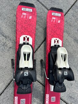 Dětské lyže Salomon + hůlky + lyžařské boty - 7