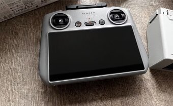 DJI Mini 4 Pro Fly More Combo - 7