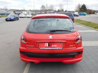 Peugeot 206 + 1.1i Trendy, 44 kW, Klima, TOP KM - 7
