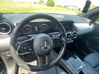 Mercedes - 7