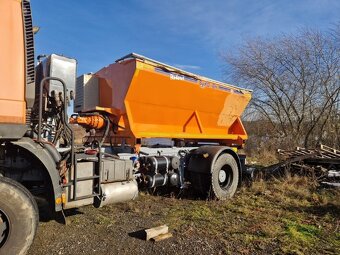 Iveco Eurotrakker, Sklápěč, sypač, radlice na sníh - 7