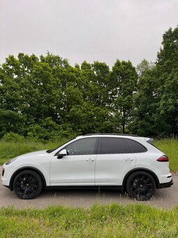 Porsche Cayenne S Diesel (958) 4.2 V8,PDLS+,PASM,BURMESTER - 7