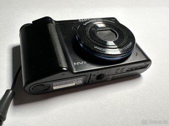 Samsung NV8 - 7