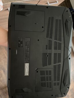 Acer Nitro 5 Shale Black 17,3” Full HD - 7