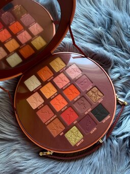 Jeffree Star Cosmetics - 7