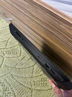 HP Pavilion Gaming 15 – herní notebook, 32GB RAM, GTX 1050 - 7