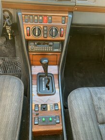 PRODÁNO Mercedes Benz W124 300TD automat - pohřební - 7
