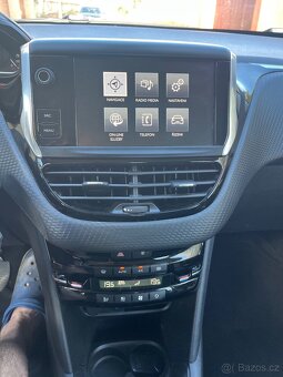 Peugeot 208 1,2 Allure 81kw - 7
