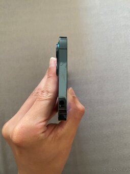 iPhone 12 Pro Max 512 GB - 84% kapacita baterie - 7
