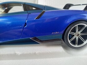 Prodám Pagani Huayra BC - 1:18, Autoart – nový - 7
