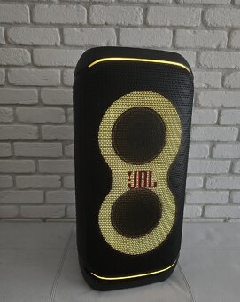 Prodám JBL Partybox Stage 320 - 7