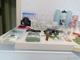 Mix do domácnosti, sklenice, brýle, hodiny, hrníčky, popelní - 7