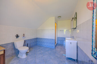 Prodej rodinného domu v Šenově se stavebním pozemkem - 7