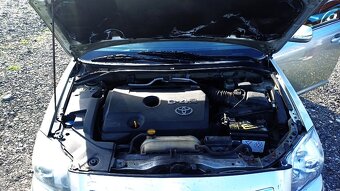 toyota avensis 2.0 D4D. r.v. 2009 - 7