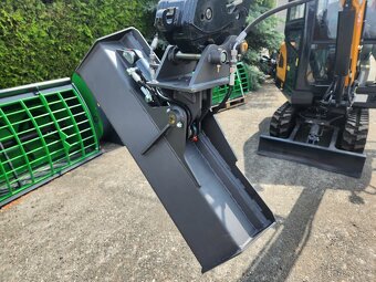 bagr, minibagr, motor Kubota - 7