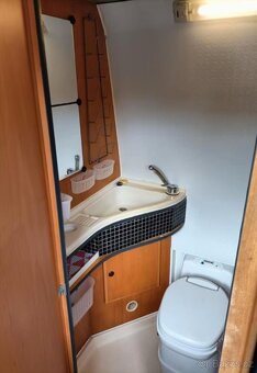 Peugeot boxer Adria,4 místa, otočné sedadla - 7