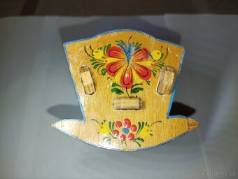 Staré dětské hračky - 7