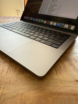 Macbook Pro 14" M3 - 7