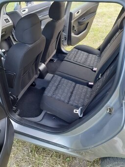 PEUGEOT 307 SW 2.0HDi - 7