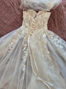 Svatební šaty - 7